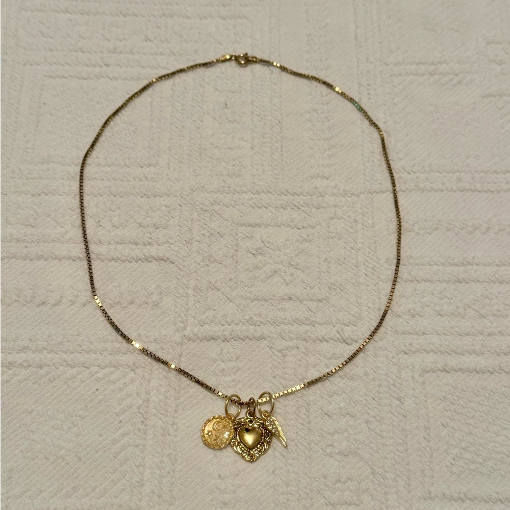Necklace w/3 charms/pendants - 18”L necklace is 925 silver w/gold plating - Picture 2 of 11